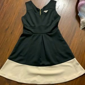 The Dress Barn Dress, black, pockets